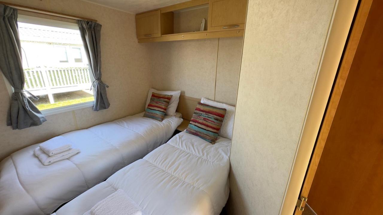 Holiday Freedom Clacton-on-Sea Exterior foto